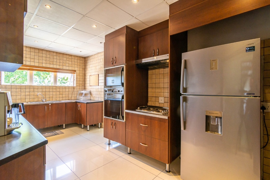 11 Bedroom Property for Sale in Gordons Bay Village Western Cape